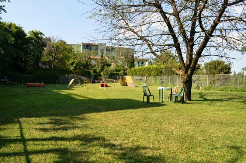 Bau House Village